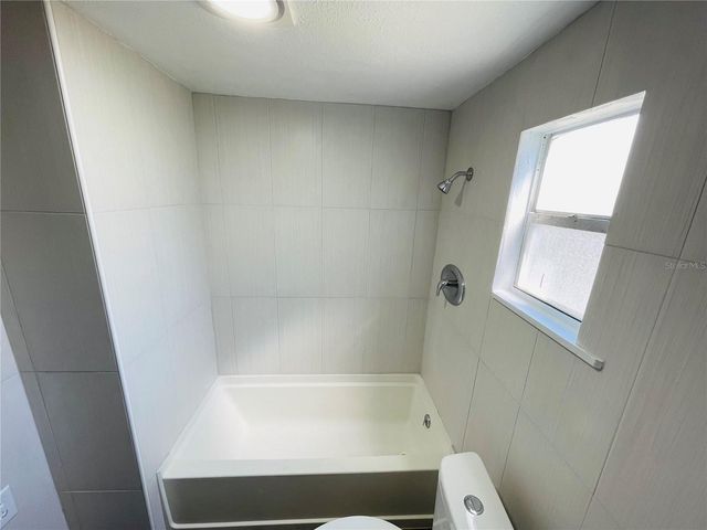 1023 AVENUE D, Haines City, FL 33844