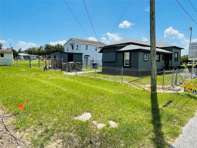 1023 AVENUE D, Haines City, FL 33844