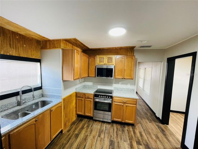 1023 AVENUE D, Haines City, FL 33844