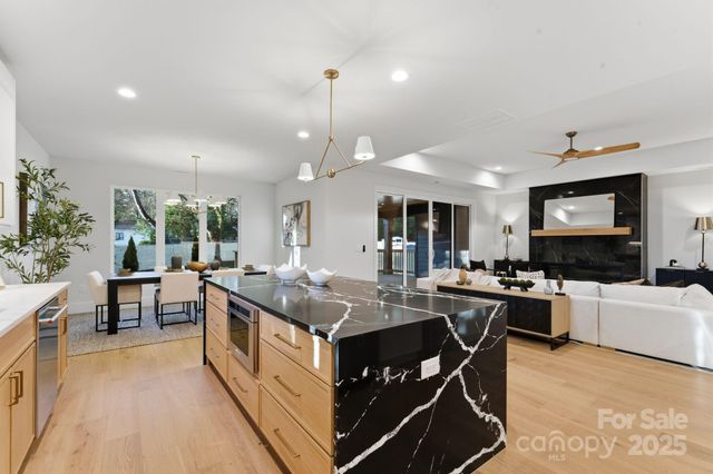 4658 Murrayhill Road, Charlotte, NC 28209