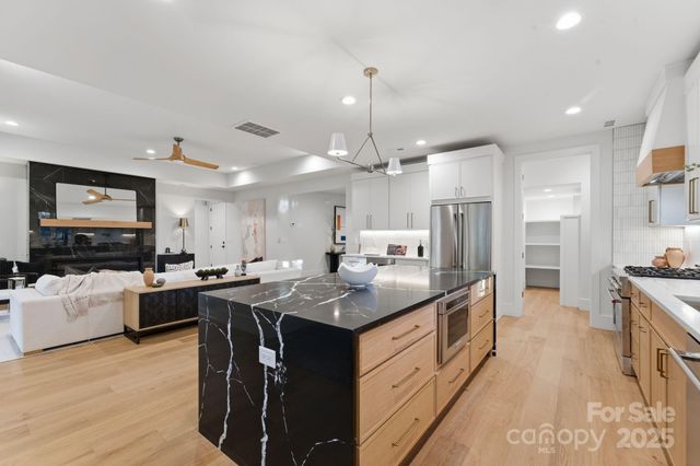 4658 Murrayhill Road, Charlotte, NC 28209