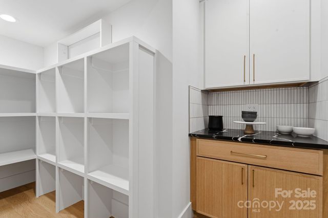 4658 Murrayhill Road, Charlotte, NC 28209