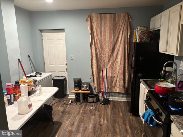 2715 W LAFAYETTE AVE, Baltimore, MD 21216