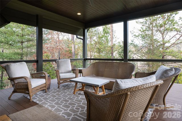 131 Nancy Ashworth Lane, Fairview, NC 28730