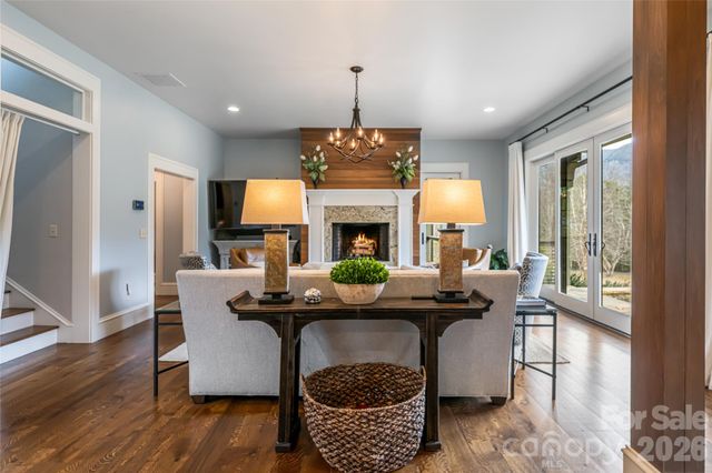 131 Nancy Ashworth Lane, Fairview, NC 28730