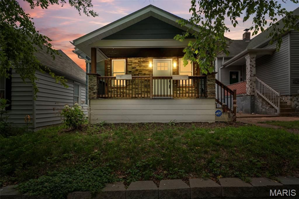 4724 Hummel Avenue, St Louis, MO 63116