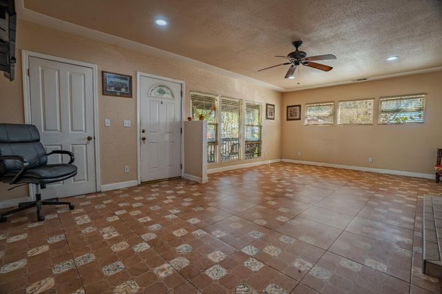 2538 Thomas Ave, Ceres, CA 95307