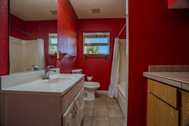 2538 Thomas Ave, Ceres, CA 95307