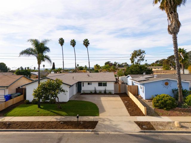 4820 Siesta Dr, Oceanside, CA 92057