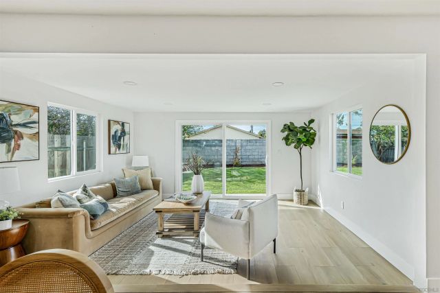 4820 Siesta Dr, Oceanside, CA 92057