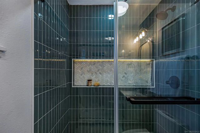 4820 Siesta Dr, Oceanside, CA 92057