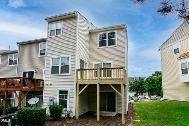 118 Wirks Worth Circle, Apex, NC 27502