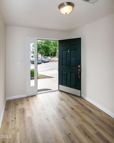 118 Wirks Worth Circle, Apex, NC 27502
