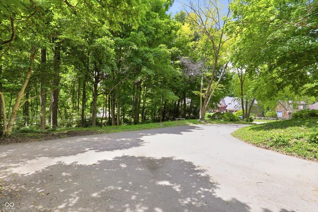 8131 Bounty Court, Indianapolis, IN 46236