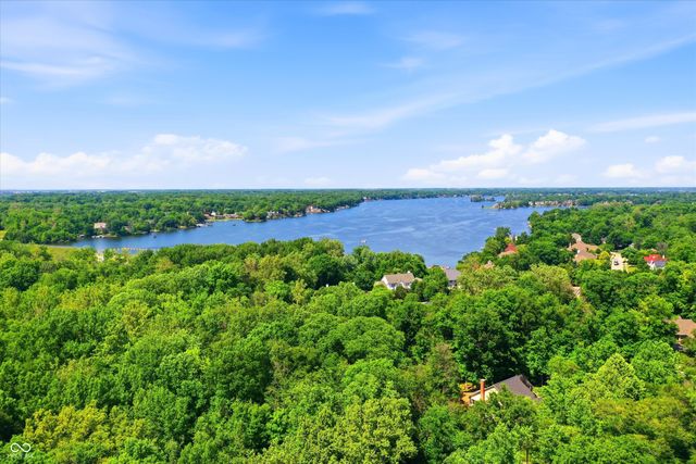 8131 Bounty Court, Indianapolis, IN 46236