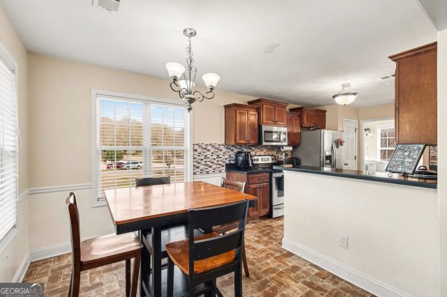 70 Feldspar Drive, Jefferson, GA 30549