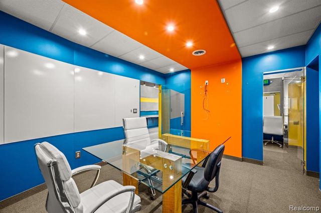 2409 Voorheis Street, Waterford, MI 48341