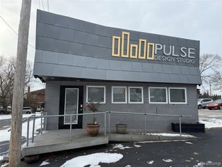 2409 Voorheis Street, Waterford, MI 48341