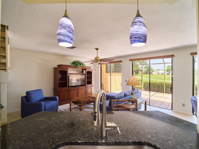 832 Windermere Way, Palm Beach Gardens, FL 33418