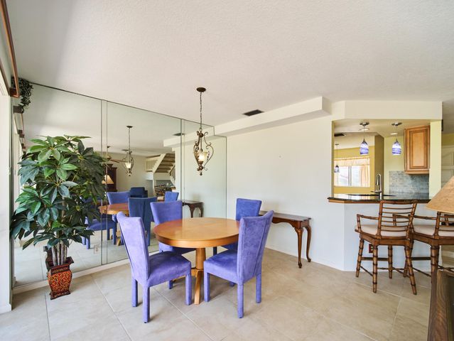 832 Windermere Way, Palm Beach Gardens, FL 33418