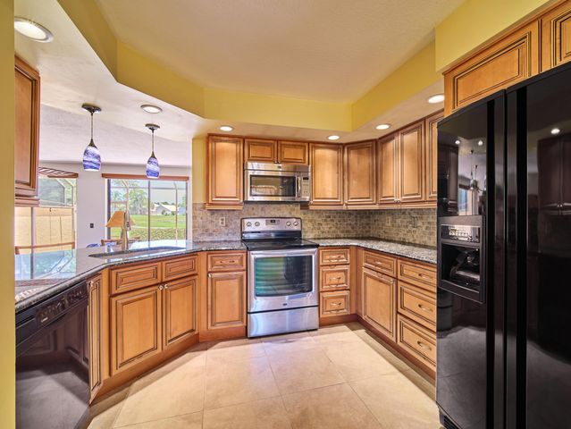 832 Windermere Way, Palm Beach Gardens, FL 33418
