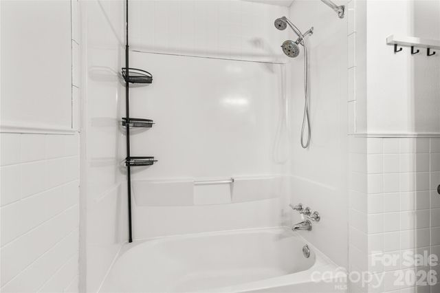 704 Pineburr Avenue SW, Valdese, NC 28690