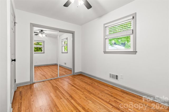 704 Pineburr Avenue SW, Valdese, NC 28690