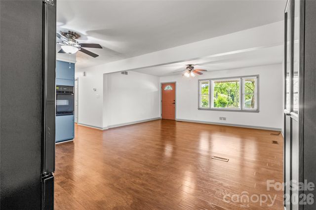 704 Pineburr Avenue SW, Valdese, NC 28690