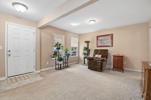423 Kingston Circle, Pickerington, OH 43147