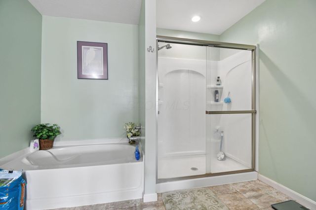 423 Kingston Circle, Pickerington, OH 43147