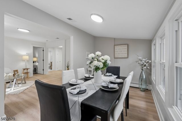 193 Monroe Trl, Hopatcong Boro, NJ 07843