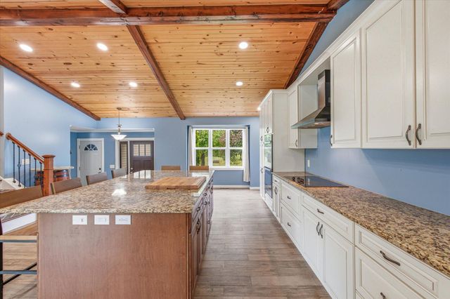 5494 Lambert Avenue NE, Albertville, MN 55301