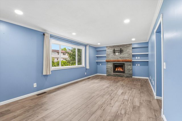 5494 Lambert Avenue NE, Albertville, MN 55301