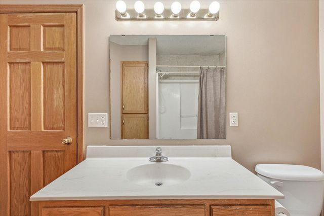 5494 Lambert Avenue NE, Albertville, MN 55301