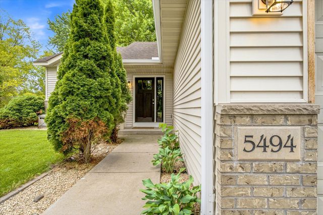 5494 Lambert Avenue NE, Albertville, MN 55301