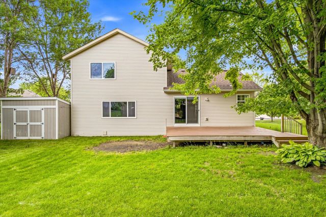 5494 Lambert Avenue NE, Albertville, MN 55301