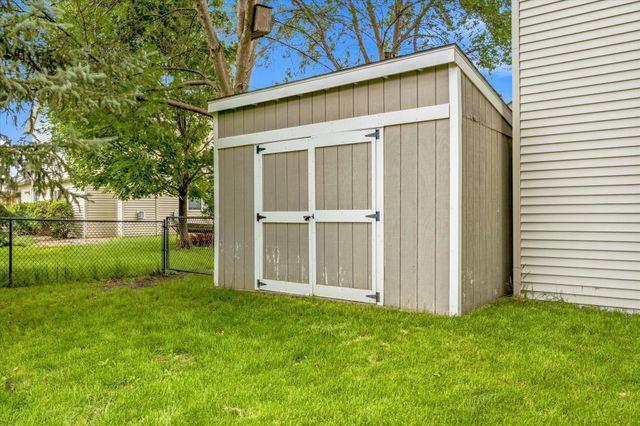 5494 Lambert Avenue NE, Albertville, MN 55301