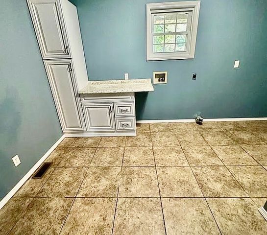 14041 N Link Lane, Mt Vernon, IL 62864