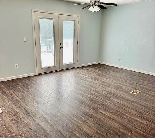 14041 N Link Lane, Mt Vernon, IL 62864