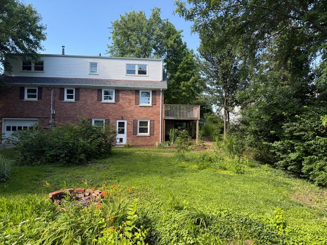 104 Loch Lomond Drive, Lexington, KY 40517