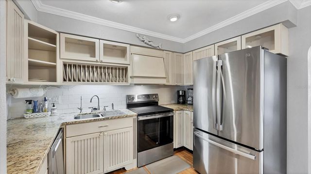 332 CYPRESS ROAD, Venice, FL 34293