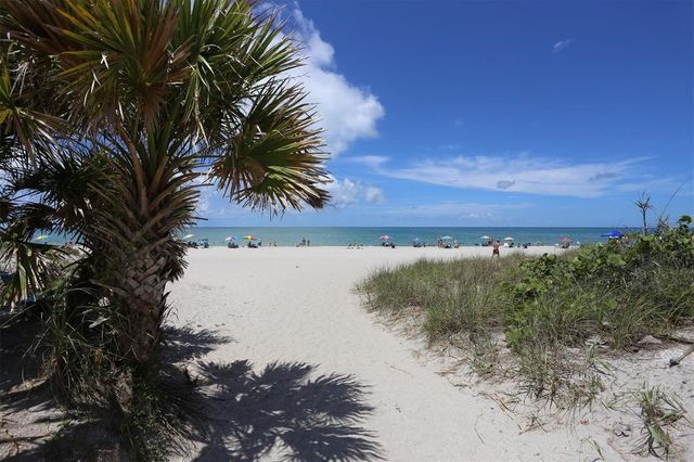 332 CYPRESS ROAD, Venice, FL 34293