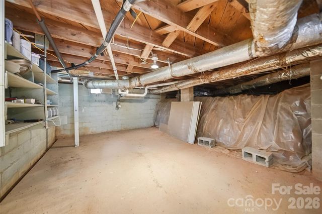 210 Valdese Drive, Morganton, NC 28655