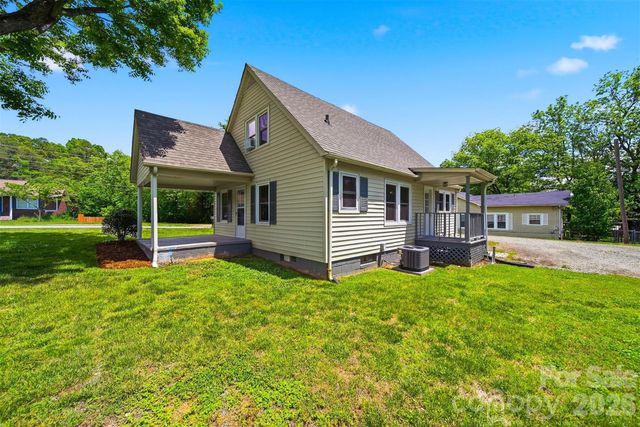 210 Valdese Drive, Morganton, NC 28655