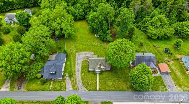 210 Valdese Drive, Morganton, NC 28655