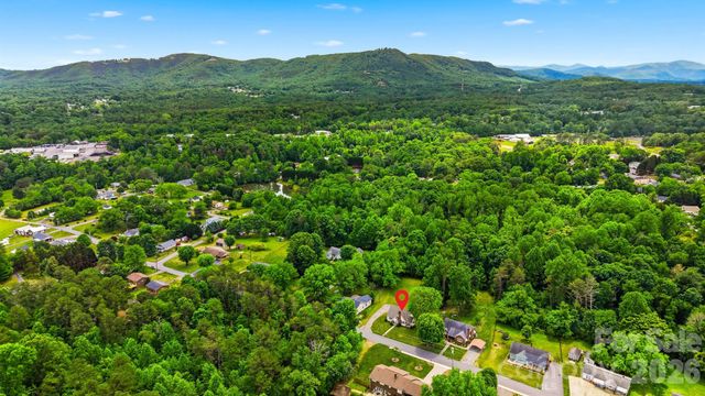 210 Valdese Drive, Morganton, NC 28655