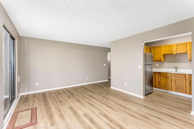 4117 Karl Road, 208, Columbus, OH 43224