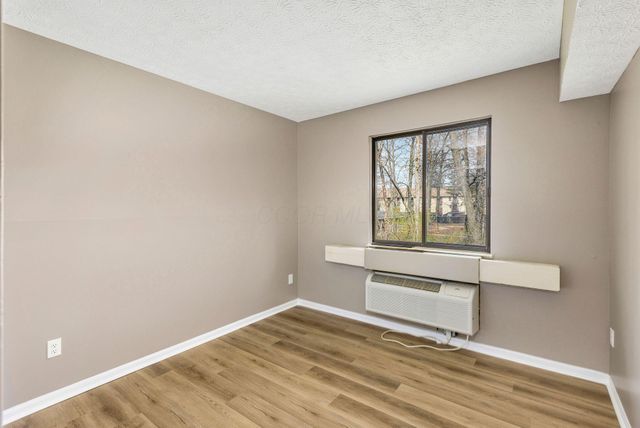4117 Karl Road, 208, Columbus, OH 43224