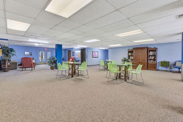4117 Karl Road, 208, Columbus, OH 43224