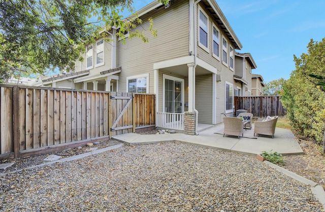 7 Crystal Court, Milpitas, CA 95035